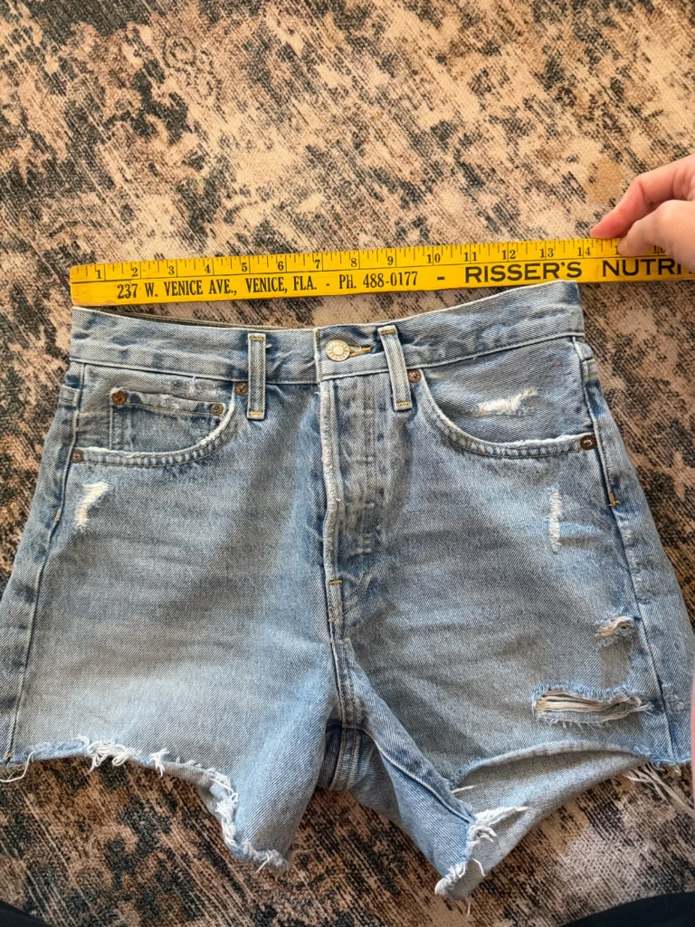 AGOLDE High‎ Rise Jean Shorts Light Wash Distressed 24